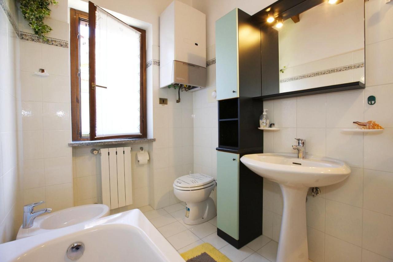 Apartamento Residenza Arcobaleno Pino Lago Maggiore Exterior foto